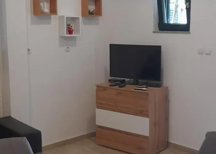 Ivan & Mirjana 2 * Lopar